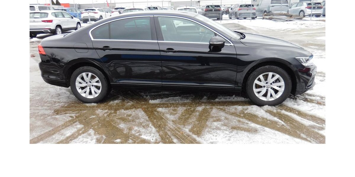 VW Passat 2.0 Bussiness BMT TDI Standhei.Navi Klima 36.500 km 22.990 &euro; Vordorf 38533