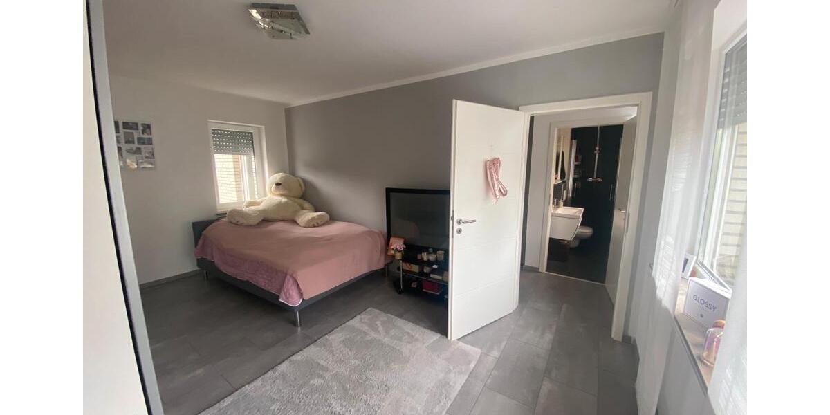 Einfamilienhaus Nettetal - 8 Zimmer, 150 m&sup2;, 474.900&euro; | Angebot:27457330
