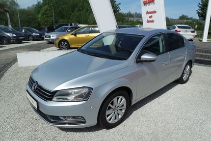 VW Passat 62.200 km 13.990 € Rostock 18069