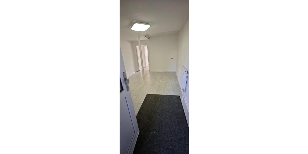 Erdgeschoßwohnung Grimmen - 2 Zimmer, 75 m&sup2;, 550&euro; | Angebot:26226483