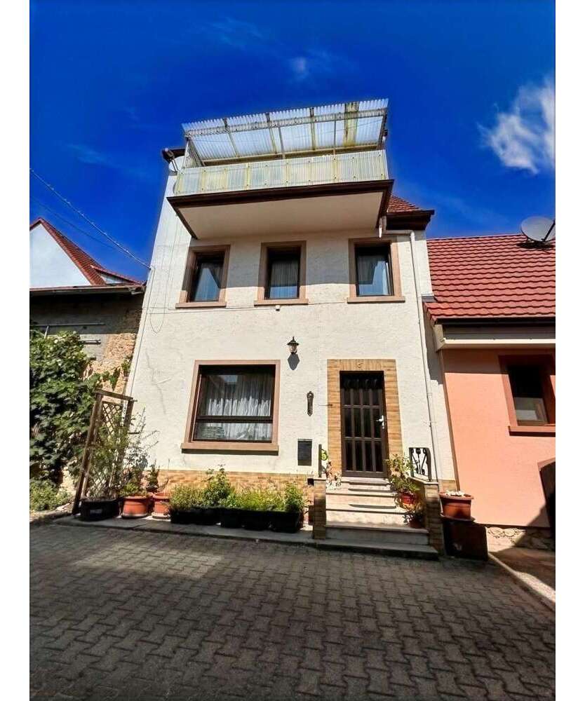 Haus zum Kaufen in Albisheim 130.000 € 110 m²
