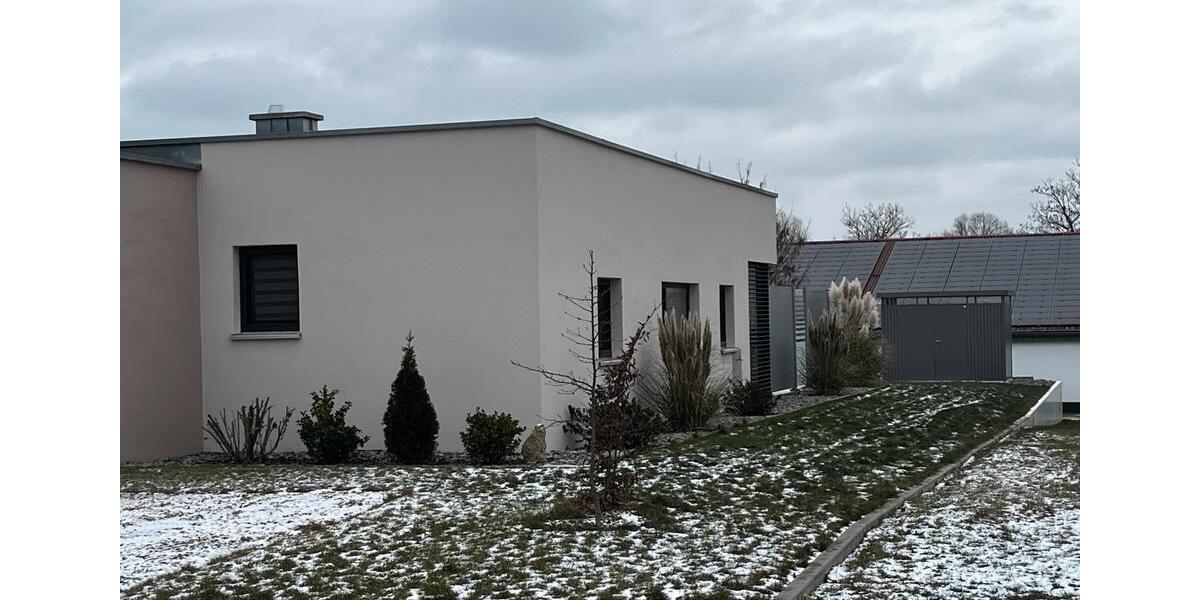 Einfamilienhaus Mellrichstadt - 2 Zimmer, 100 m&sup2;, 1.200&euro; | Angebot:24567687