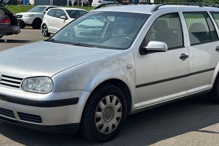 VW Golf 352.000 km 950 &euro; Balingen 72336