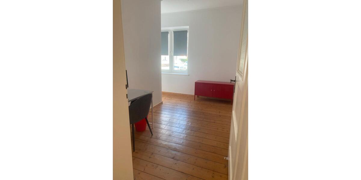 Hochparterre Hildesheim Oststadt/Stadtfeld - 4 Zimmer, 92 m&sup2;, 239.000&euro; | Angebot:26765444