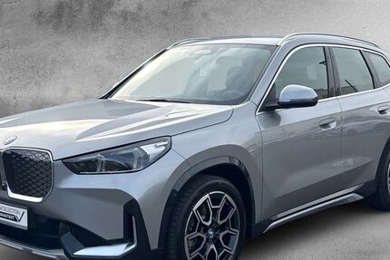 BMW iX1 2.963 km 52.664 € Krefeld 47800