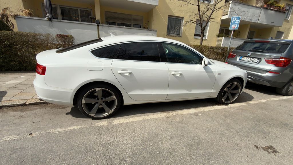 Audi A5 240.000 km 11.000 &euro; München 80807
