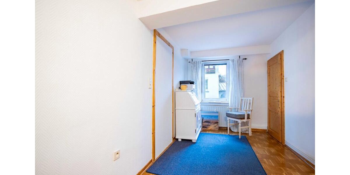 Einfamilienhaus Waldkappel - 4 Zimmer, 157 m&sup2;, 1.200&euro; | Angebot:26220799