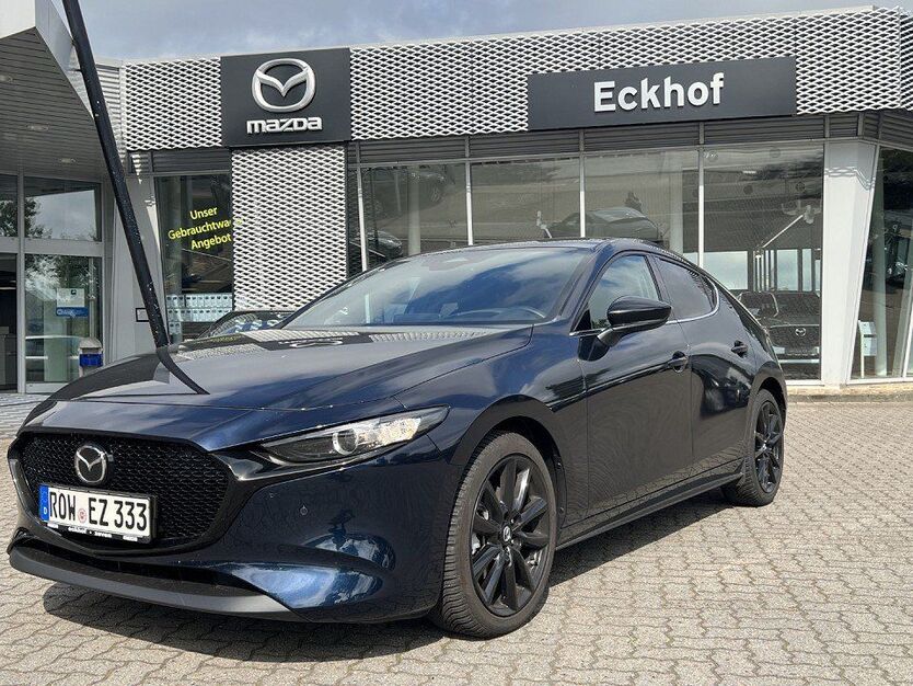 Mazda 3 7.600 km 24.880 € Zeven 27404