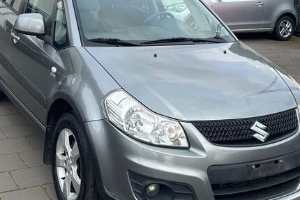 Suzuki SX4 192.000 km 3.900 &euro; Bergheim (bei Köln) 50129