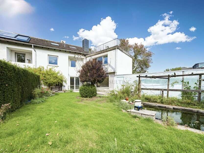 Haus zum Kaufen in Bad Vilbel 690.000 € 220 m² 8 zimmer