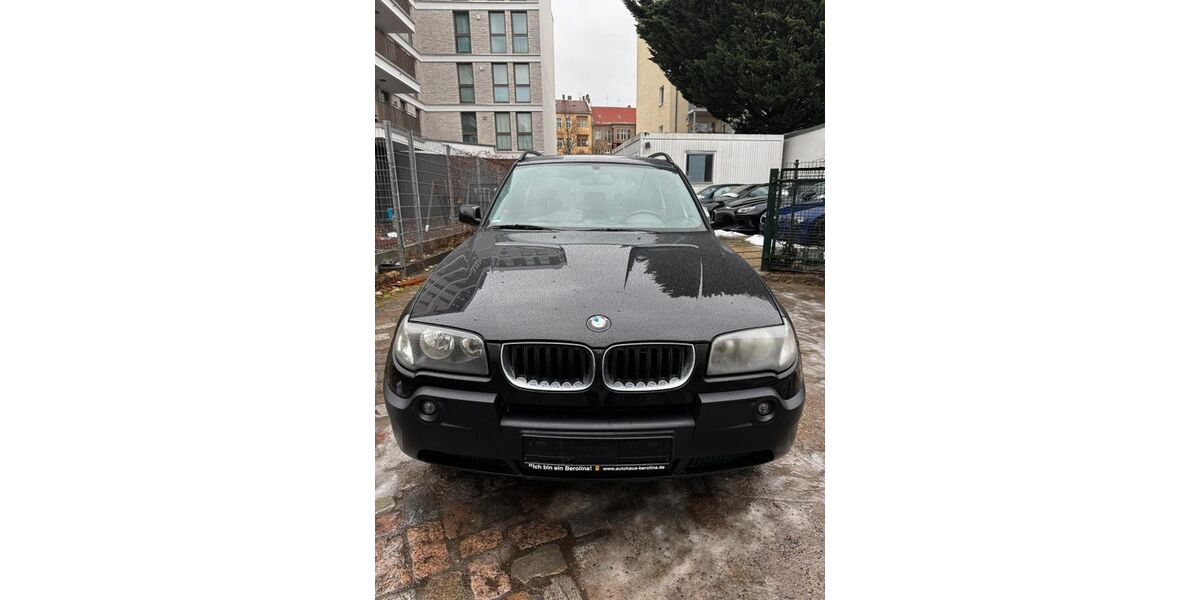 BMW X3 168.000 km 7.499 &euro; Berlin 13187