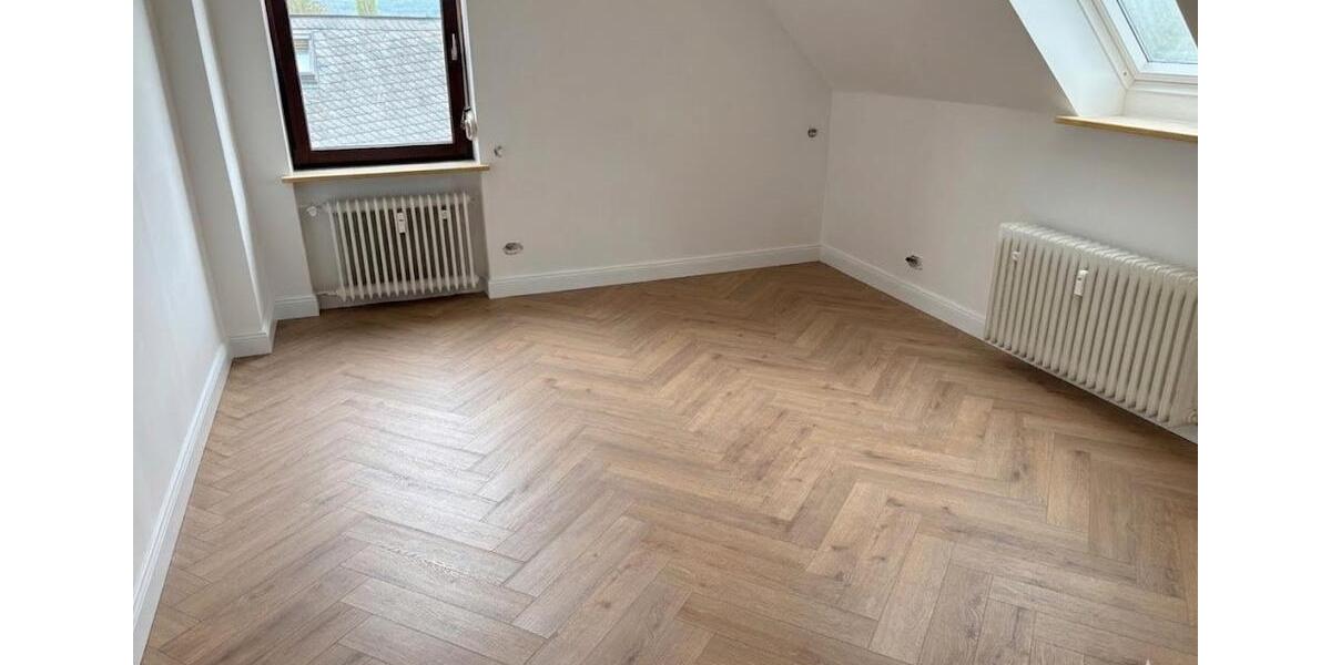 Maisonettenwohnung Eltville am Rhein - 6 Zimmer, 150 m&sup2;, 2.120&euro; | Angebot:26626599