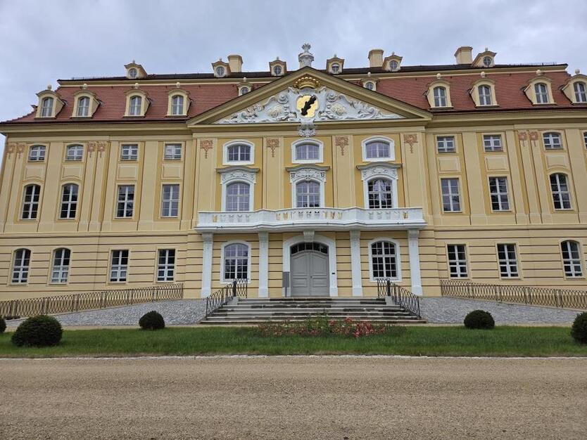 Möblierte Geschäftsräume im Schloss Wachau zimmer