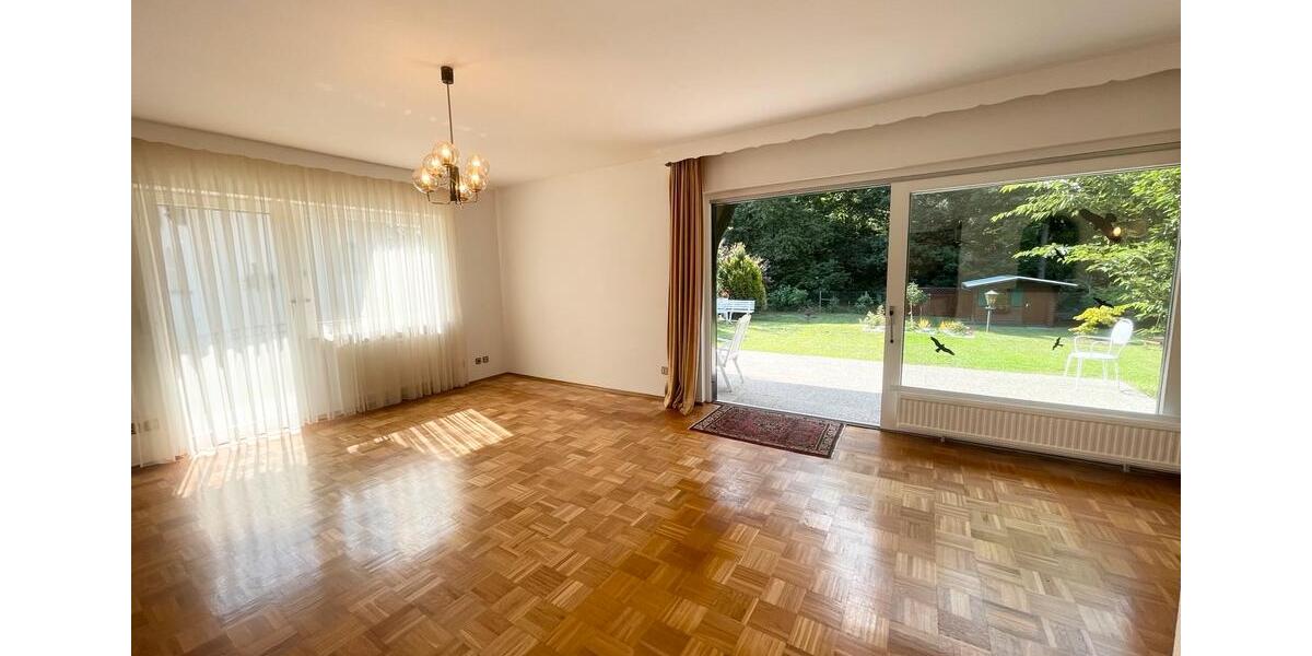 Einfamilienhaus Sankt Ingbert - 5 Zimmer, 140 m&sup2;, 2.450&euro; | Angebot:25311749
