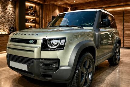 Land Rover Defender 5.981 km 73.500 &euro; Frankfurt 60322