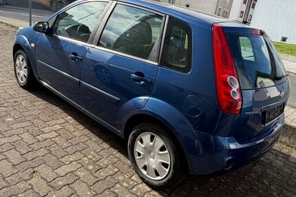 Ford Fiesta 123.959 km 1.000 &euro; Rollbach 63934