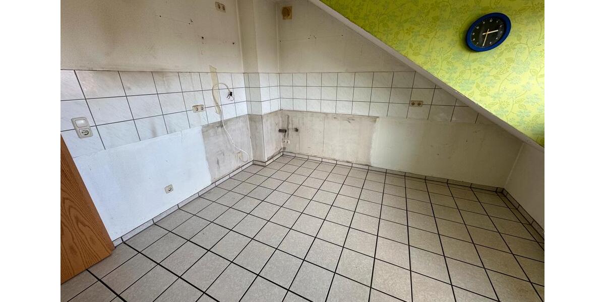 Dachgeschoßwohnung Inden - 2 Zimmer, 74 m&sup2;, 610&euro; | Angebot:24841398