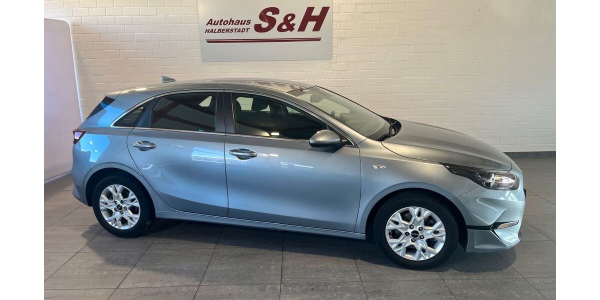 Kia ceed / Ceed 59.454 km 15.990 &euro; Halberstadt 38820