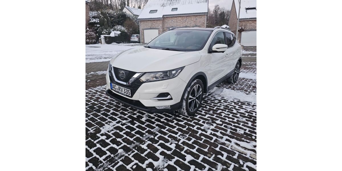 Nissan Qashqai 102.000 km 12.490 &euro; Aachen 52074