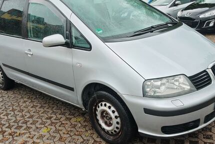 Seat Alhambra 320.000 km 1.990 &euro; Umpferstedt 99441