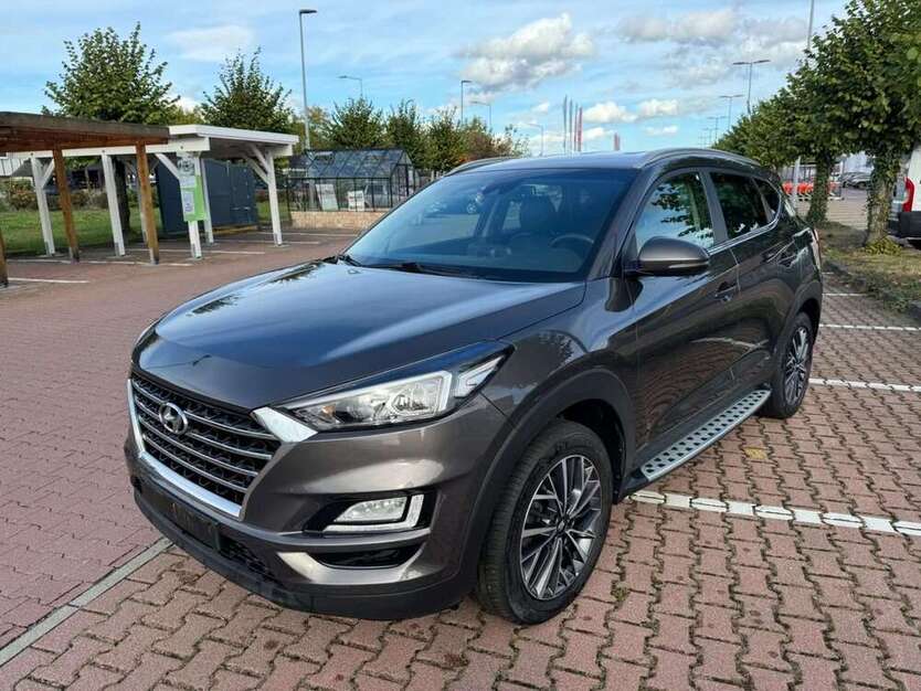 Hyundai TUCSON 148.570 km 12.000 € Griesheim 64347