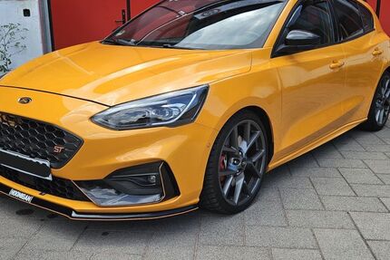 Ford Focus 76.400 km 23.000 &euro; Saarbrücken 66111