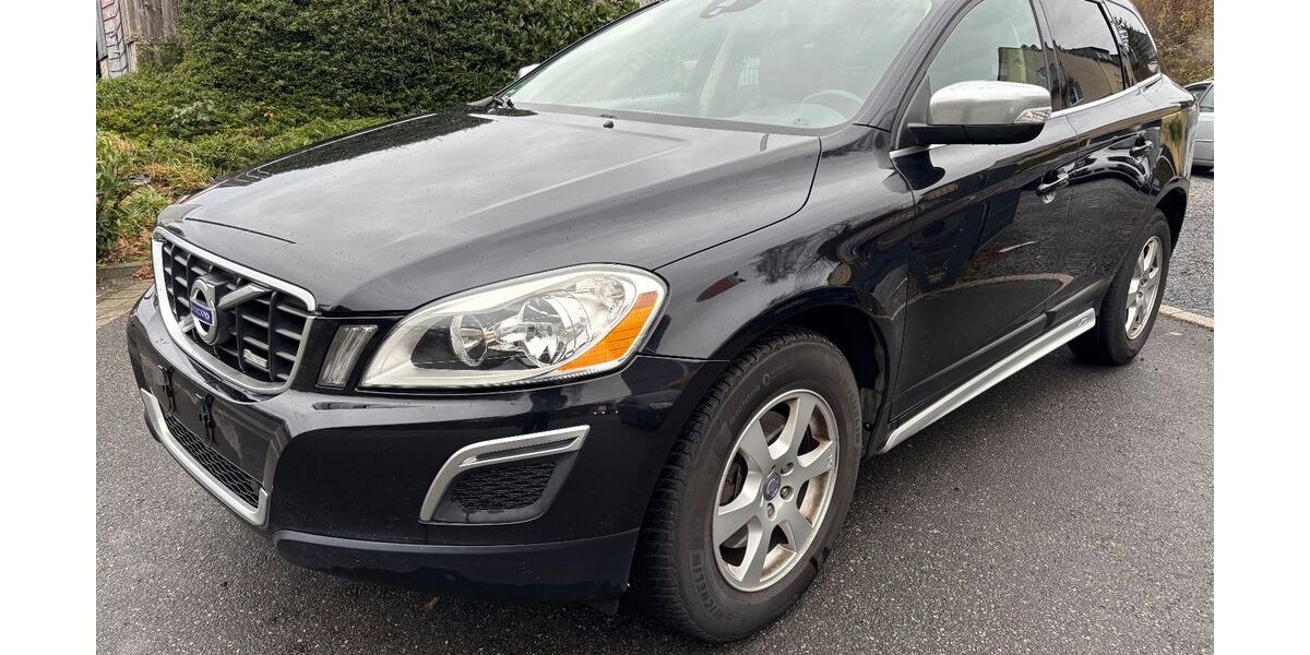 Volvo XC60 150.000 km 13.990 &euro; Schwerte 58239