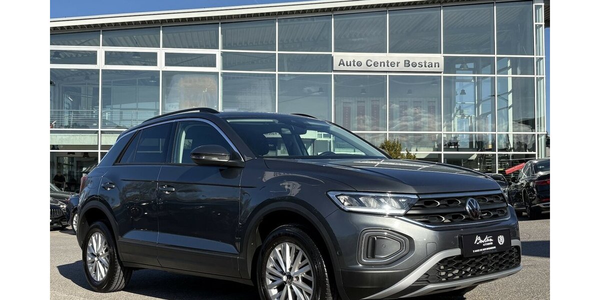 VW T-Roc 1.5 TSI Life CARPLAY/NAVI/SPURHALT/SHZ/DAB 52.096 km 19.800 &euro; Villingen-Schwenningen 78054