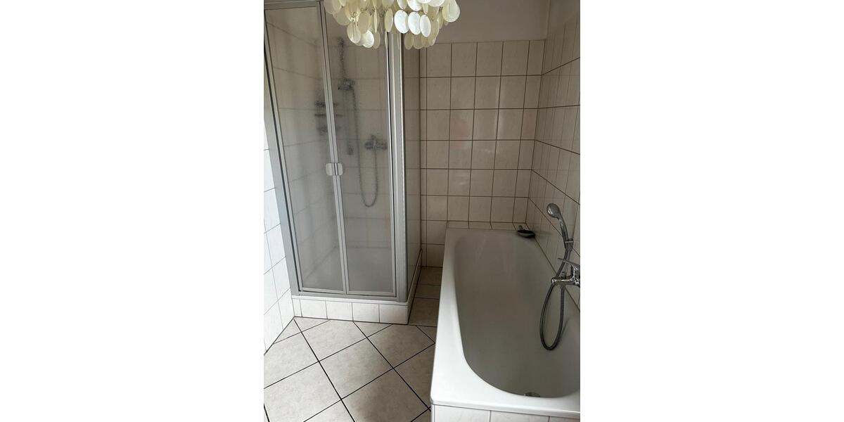 Erdgeschoßwohnung Reiskirchen - 3 Zimmer, 120 m&sup2;, 1.029&euro; | Angebot:25920840