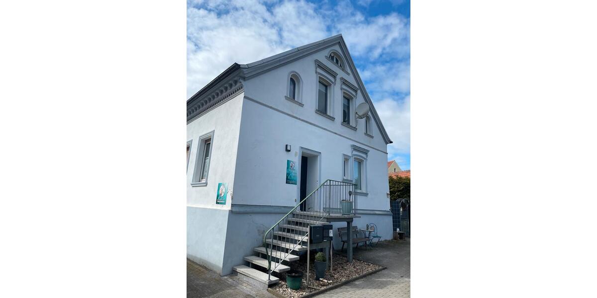 Etagenwohnung Wolmirstedt - 5 Zimmer, 110 m&sup2;, 750&euro; | Angebot:26066354