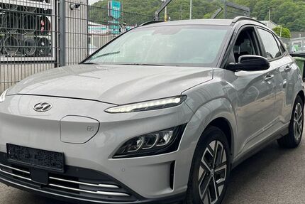 Hyundai KONA 28.642 km 18.800 &euro; Eitorf 53783