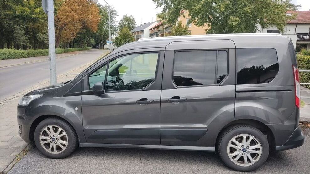 Tourneo Connect
