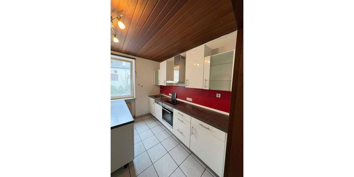 Mehrfamilienhaus, Wohnhaus Ludwigshafen Rheingönheim - 8 Zimmer, 206 m&sup2;, 550.000&euro; | Angebot:24635031