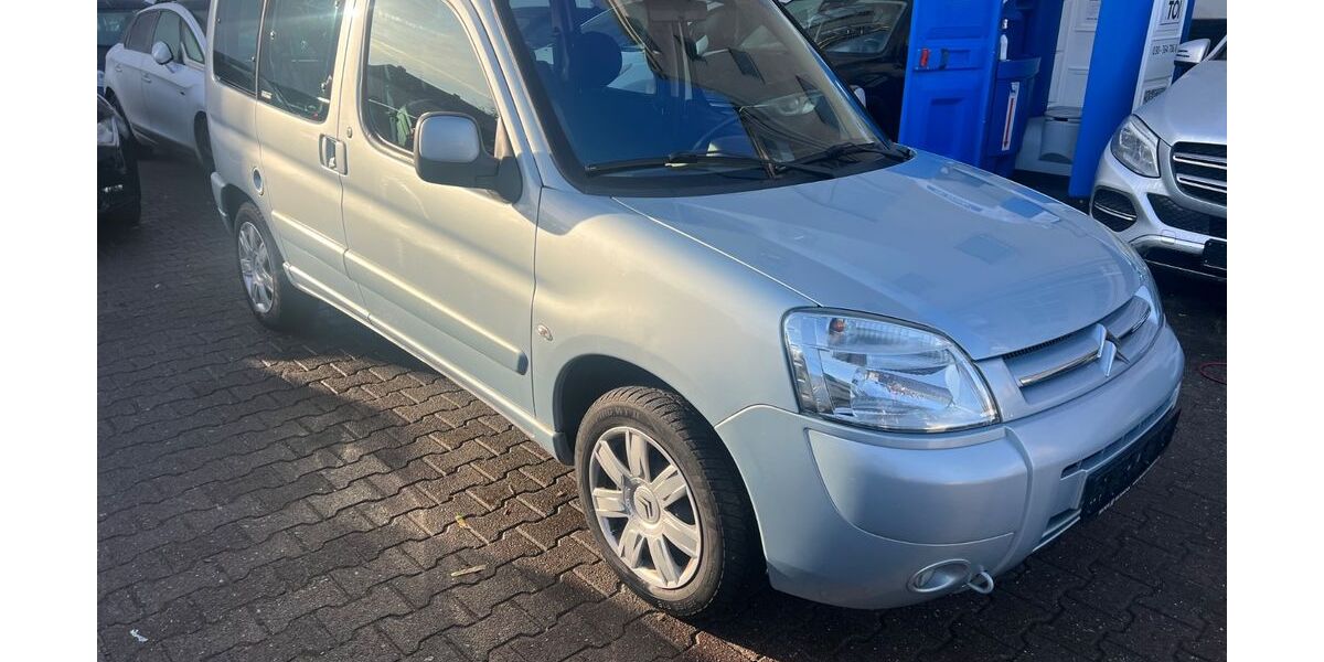 Citroen Berlingo 159.000 km 1.890 &euro; Berlin 13581