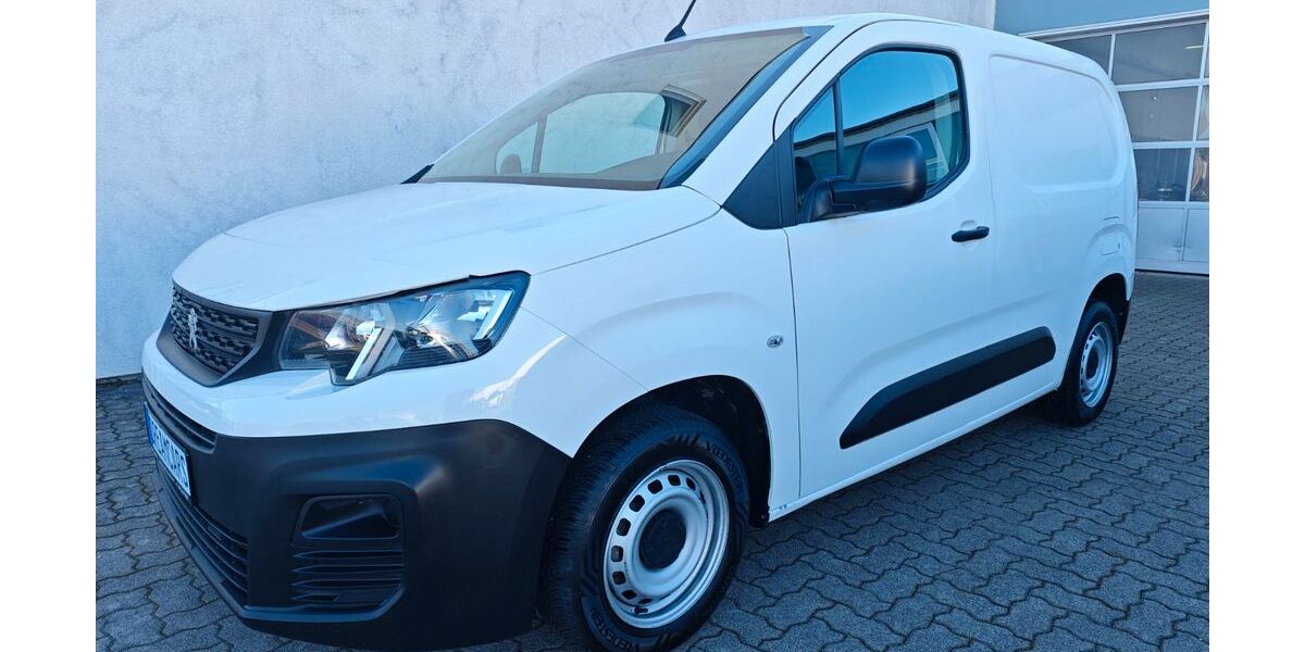 Peugeot Partner 180.000 km 6.490 &euro; Ötigheim 76470