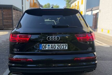 Audi Q7 301.000 km 19.700 &euro; Offenbach 63061