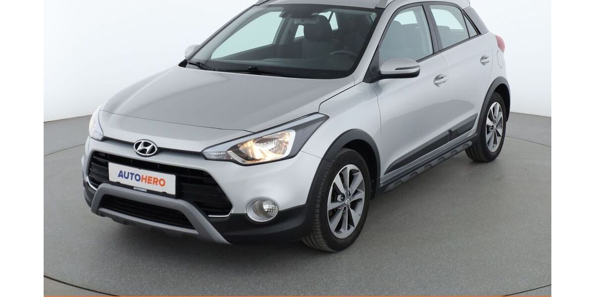 Hyundai i20 62.681 km 12.910 &euro; Dresden 01187