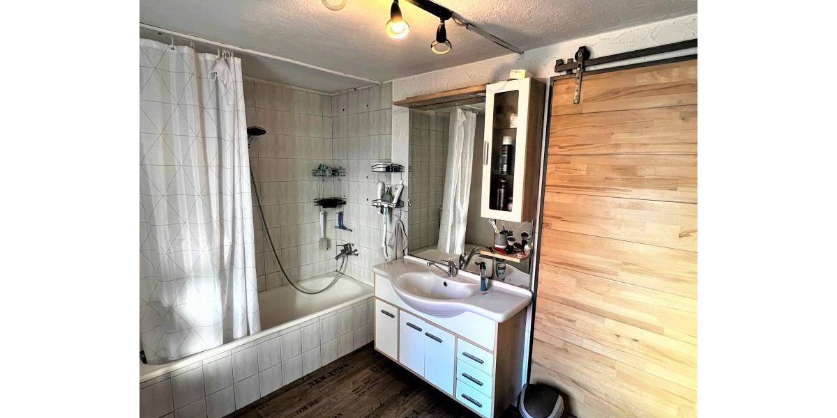 Mehrfamilienhaus, Wohnhaus Grosselfingen - 4 Zimmer, 80 m&sup2;, 198.000&euro; | Angebot:26570273