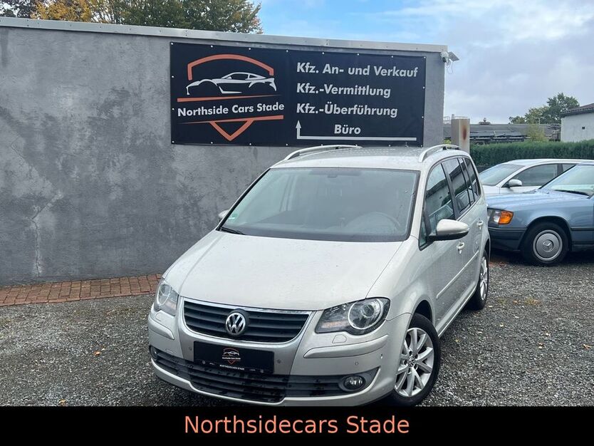 VW Touran 228.184 km 4.490 € Stade 21682