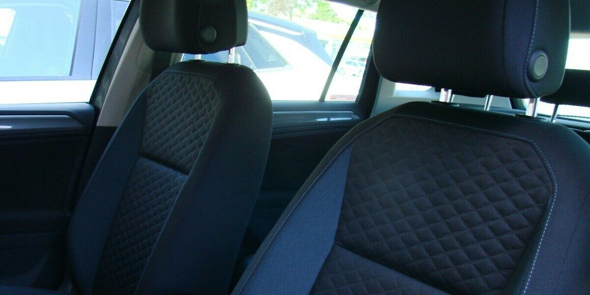 VW Tiguan 2.0TSi 4Motion R-line ACC Navi LED Kamera 22.247 km 27.980 € Falkensee 14612