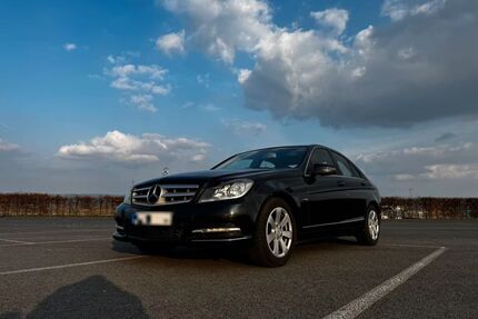 Mercedes-Benz C 250 134.888 km 12.750 &euro; Calden 34379