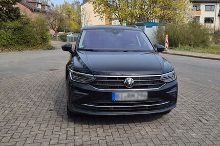 VW Tiguan 82.000 km 22.000 &euro; Bielefeld 33607