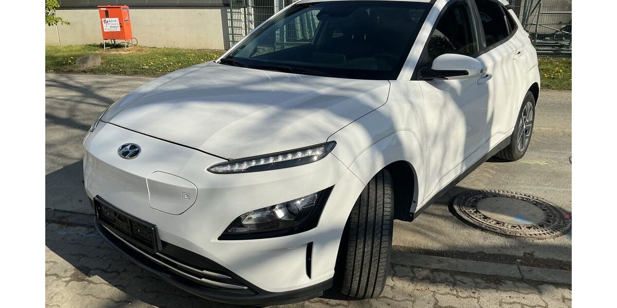 Hyundai KONA 41.863 km 17.000 &euro; Eitorf 53783