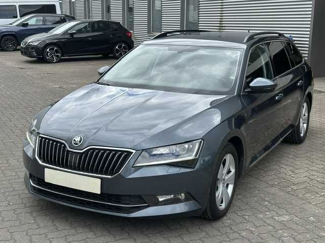 Skoda Superb 235.000 km 9.900 &euro; Hamburg 22043