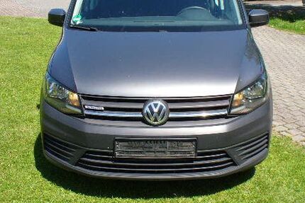 VW Caddy 168.312 km 10.900 &euro; Schmidmuehlen 92287
