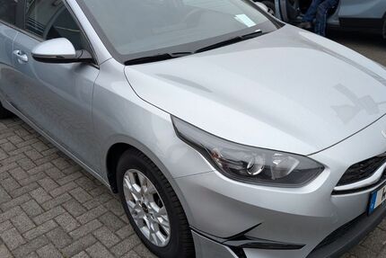 Kia ceed Sportswagon 18.630 km 17.000 € Weyerbusch 57635