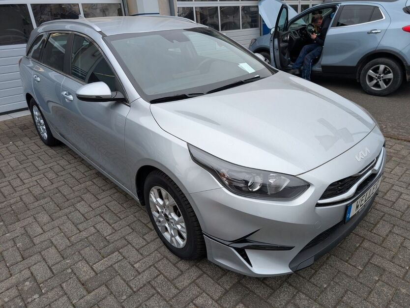 Kia ceed Sportswagon 18.630 km 17.000 € Weyerbusch 57635