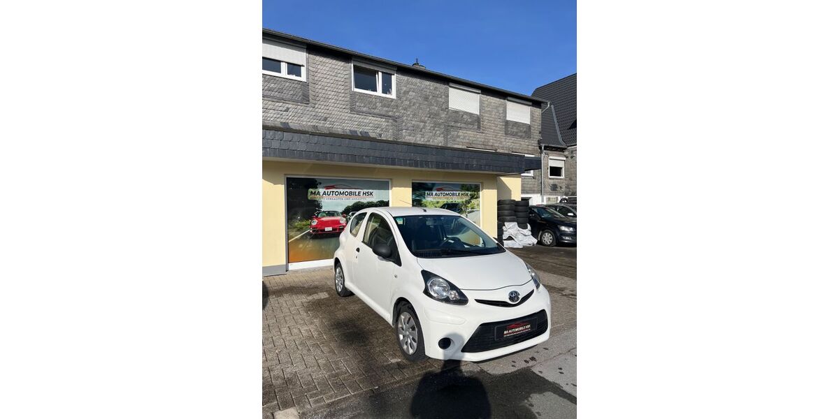 Toyota Aygo (X) 129.271 km 3.000 &euro; Schmallenberg 57392