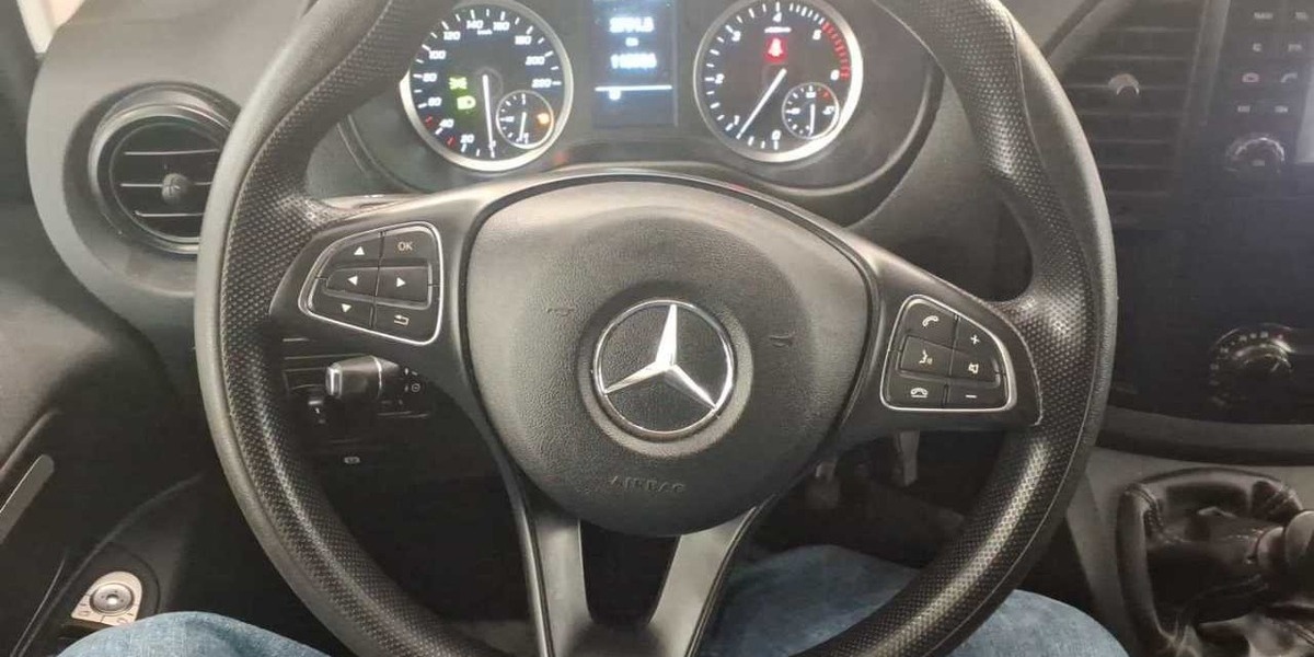 Mercedes-Benz Vito 114CDI 1.HD EXTRALANG REGAL/NAV/SHZ/KAM/GRA 110.906 km 19.490 &euro; Hatten 26209