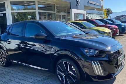 Peugeot 208 15.461 km 21.990 € Penzberg 82377